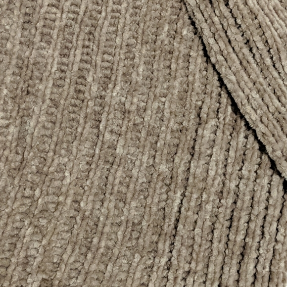 Scarf - Picture 1 of 3